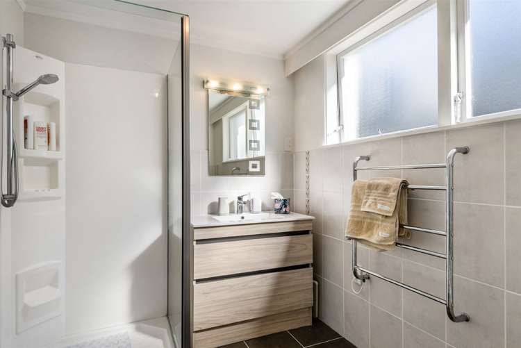 2/21 Queens Parade Devonport_19