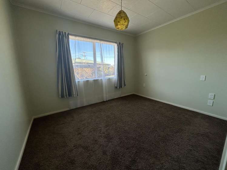 8 Hogg Crescent 10754_7