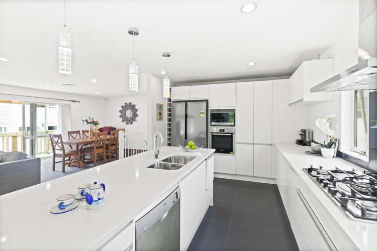 22a Morton Avenue Forrest Hill_7