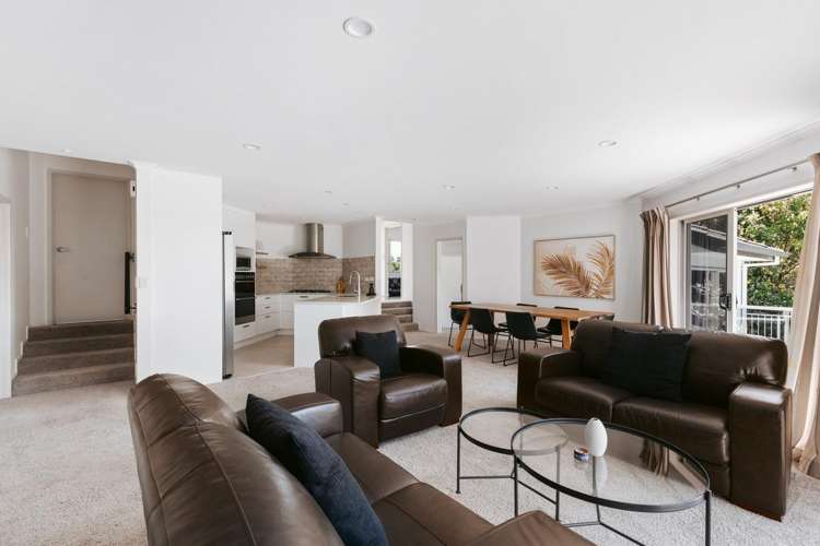 8 Waiorakei Way Welcome Bay_6