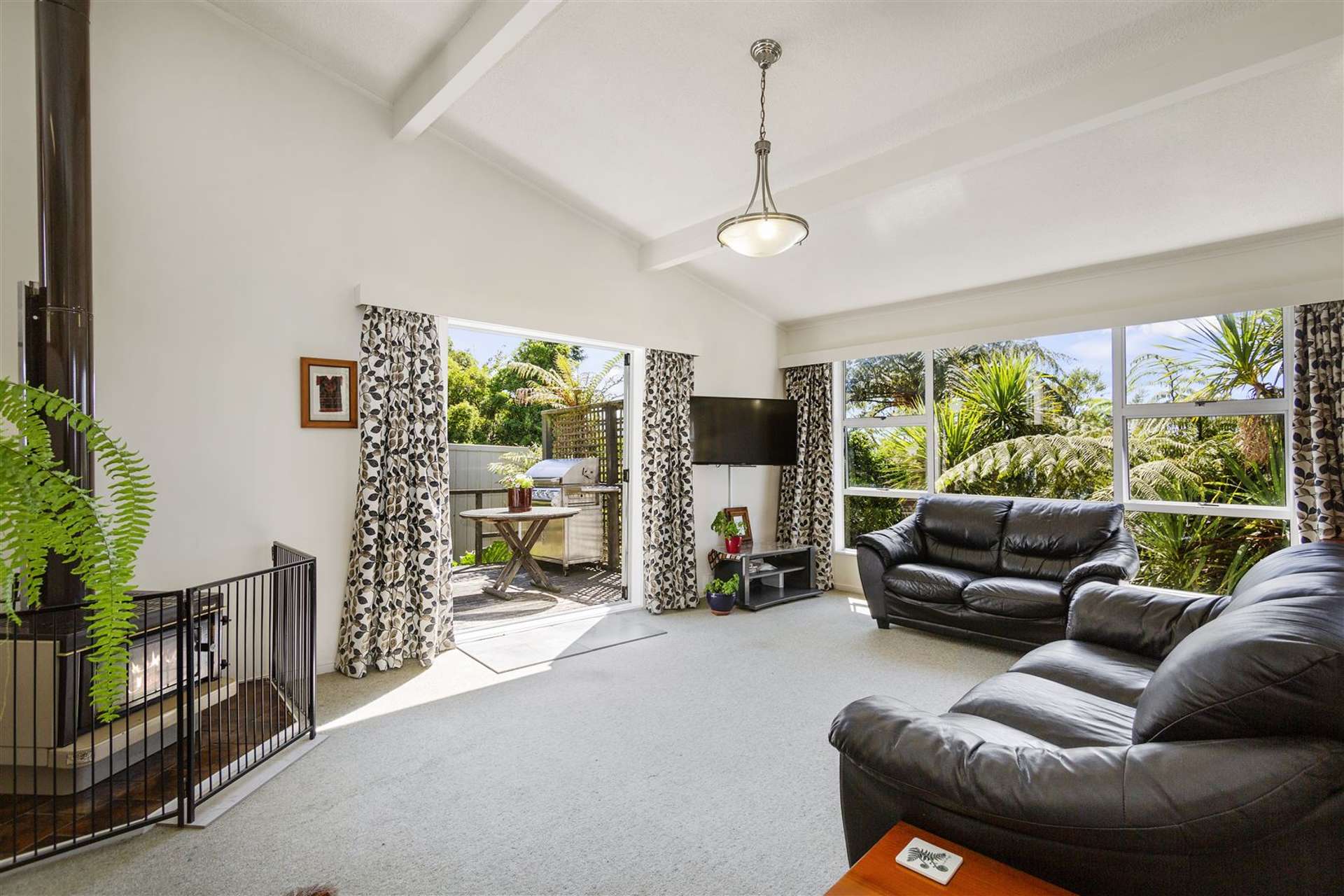 14 Voltaire Street Karori_0