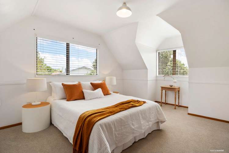 1 Francis Curtis Avenue Blockhouse Bay_16