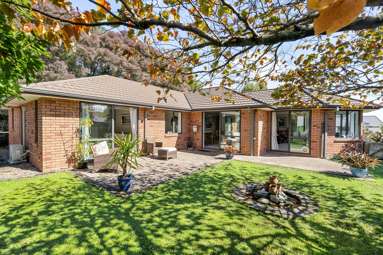 12 Chesterton Drive_1