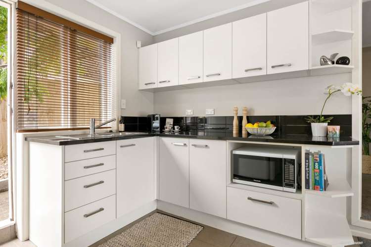 47 Bradbury Road Botany Downs_25