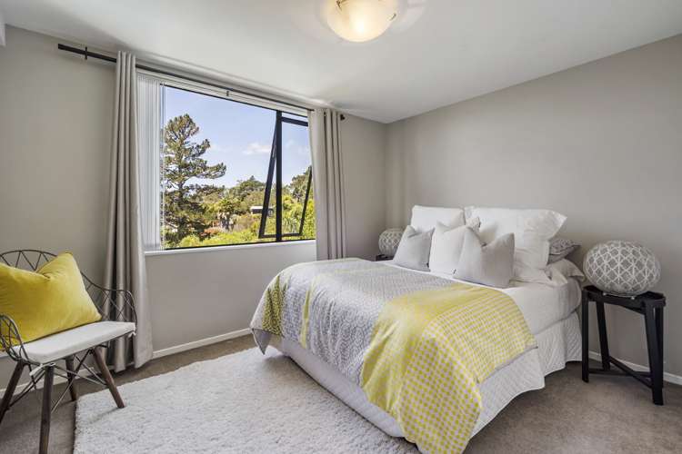 A204/525 East Coast Road Browns Bay_22