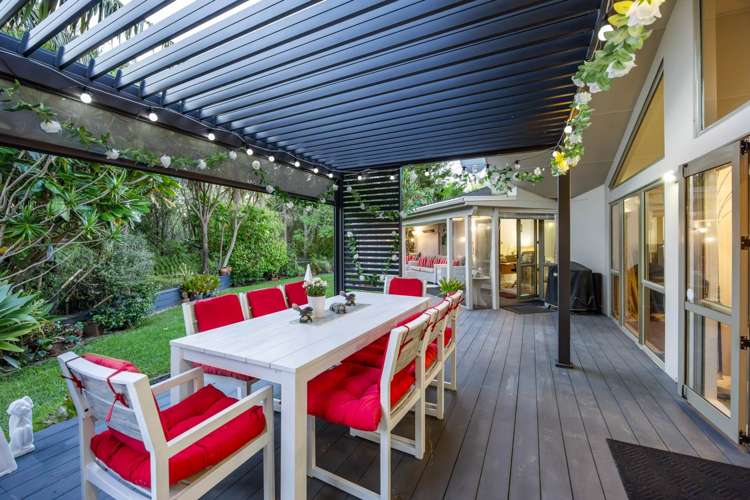 18 Oakford Park Crescent Greenhithe_17