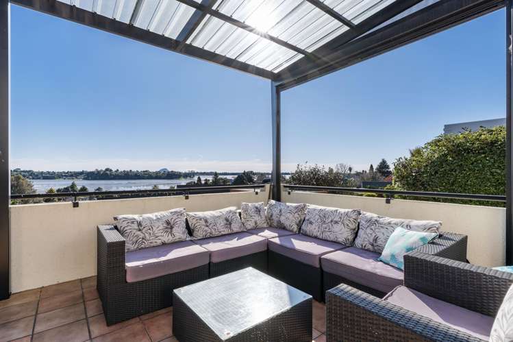 8 Lorrigan Way Welcome Bay_15