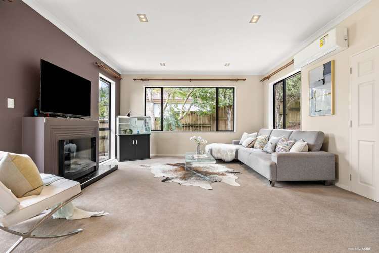 3 Mebis Way Flat Bush_16