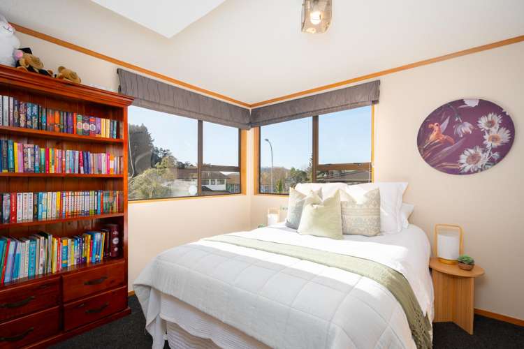 11 Duval Grove Tawa_15