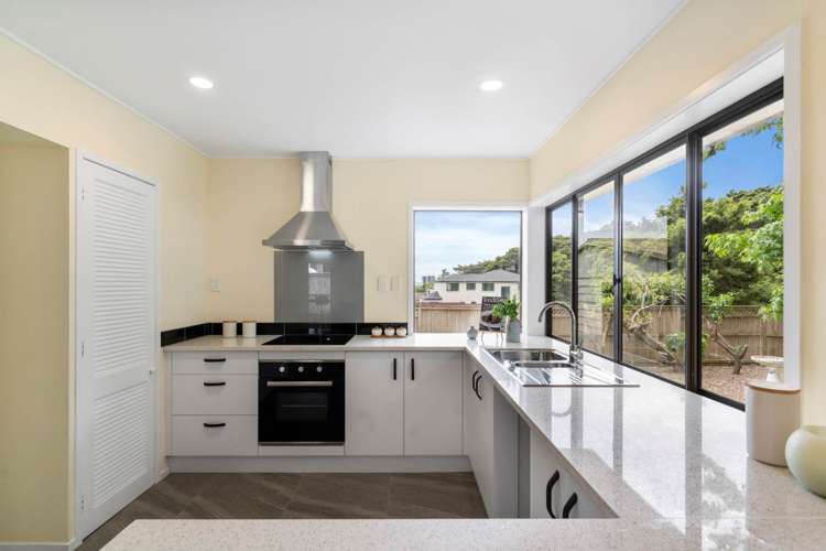 128 Everglade Drive Totara Heights_7