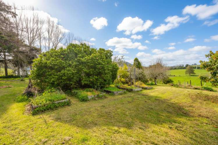 44 Matthew Road Kaipara Flats_16
