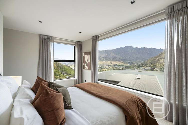 86 Middleton Road Queenstown Hill_12
