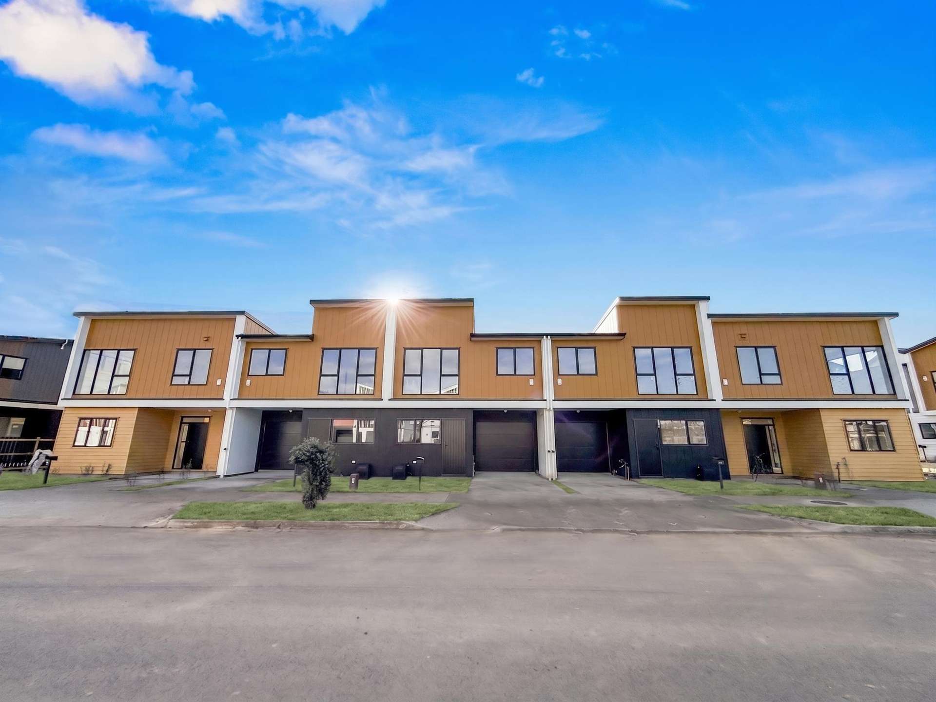 3-11 Longview Oak Lane Papakura_0