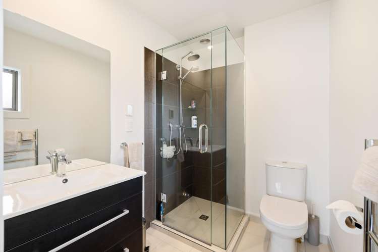 33 Applefield Court Northwood_23