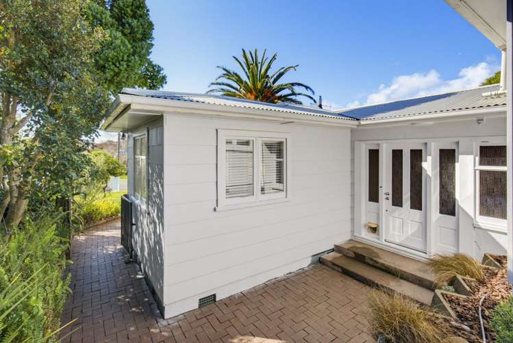23 Tui Road Raumati Beach_6