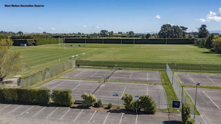 1 Paula Jane Lane West Melton_7