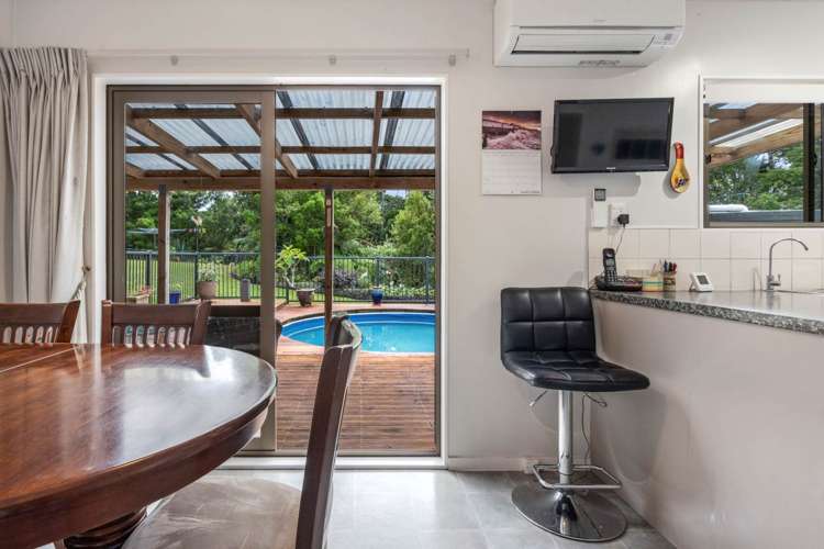 11 Ngarahana Avenue Paremoremo_10