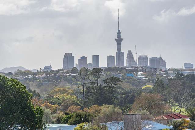 Brand new apartment, 10 mins from the CBD