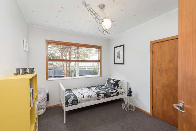 5 Mayburn Road Te Atatu Peninsula_10