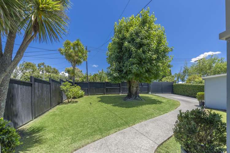 4 Lloyd Avenue Mount Albert_18