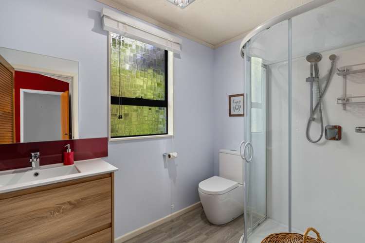 68 Wairau Road Picton_13