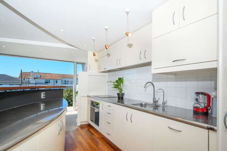 3/64 Milford Road Milford_6