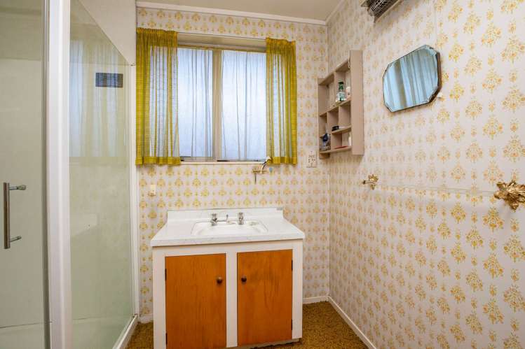 5/88 Le Cren Street Seaview_9