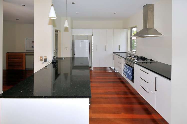 16 Seaton Road Murrays Bay_11