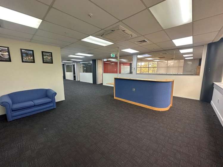 22 Amersham Way City Centre_4