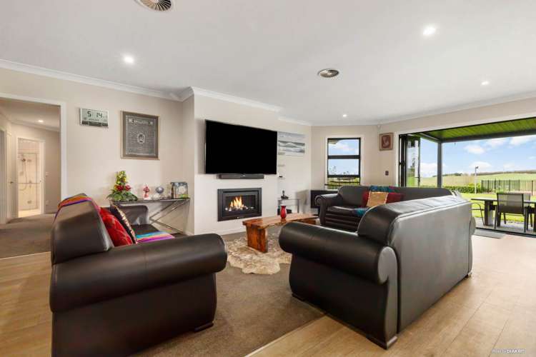 1115 Glenbrook Road Glenbrook_9