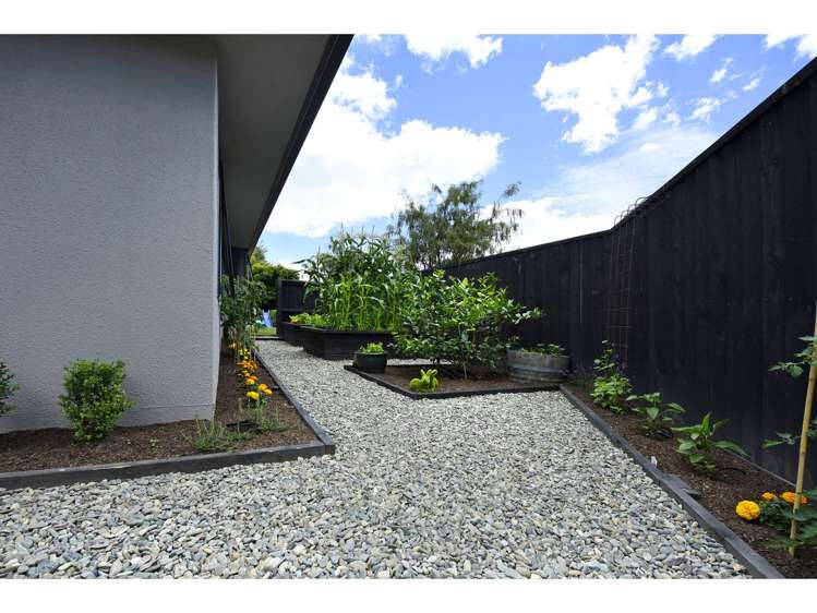 24 Welsh Place Richmond_17