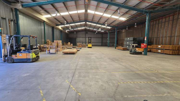 Tenancy 7/130 Maleme Street Greerton_2