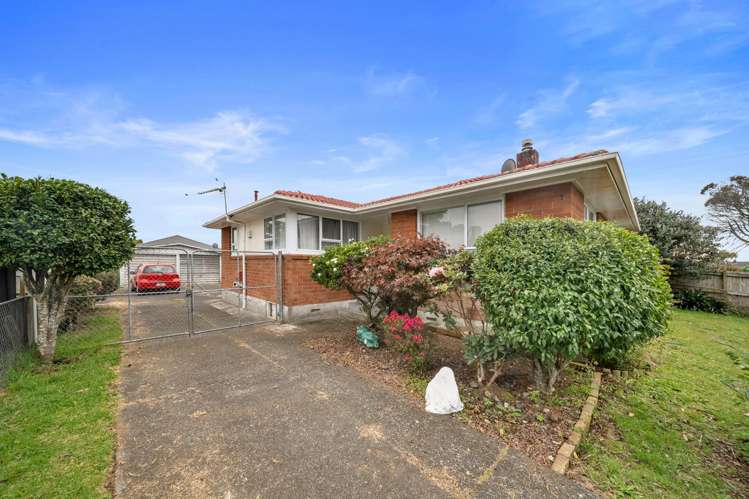 18 Courtenay Crescent Mangere East_1