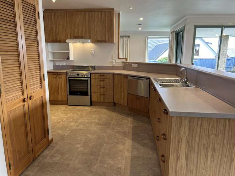 20 Parfitt Place 10446_1