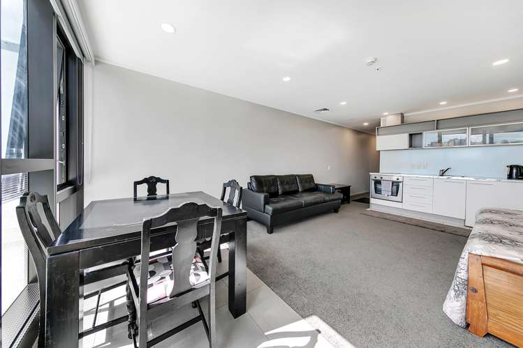 2T/16 Burton Street Grafton_7