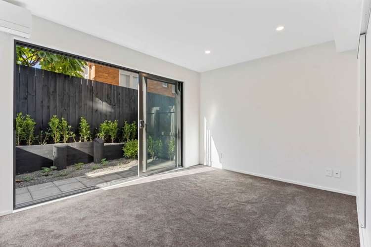 5/16 Williamson Avenue Belmont_13