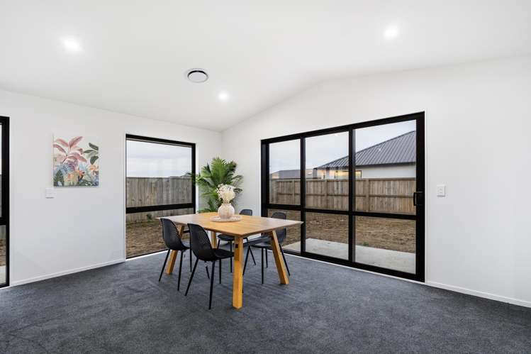 36 Coach Way Rolleston_9