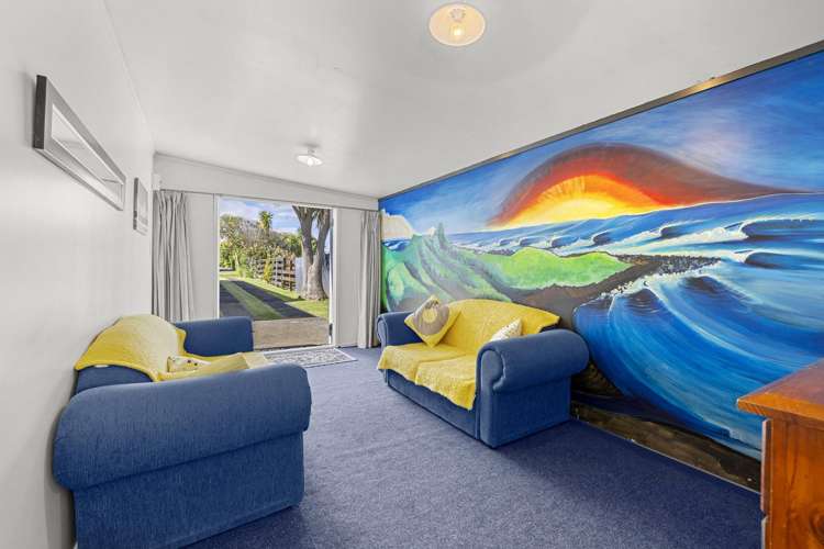 22 Wallis Street Raglan_23