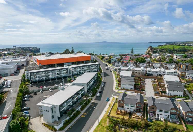 6/17 Link Crescent Stanmore Bay_13