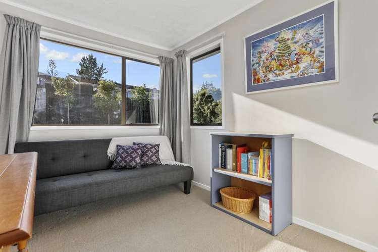 89 Solar Road Glen Eden_11