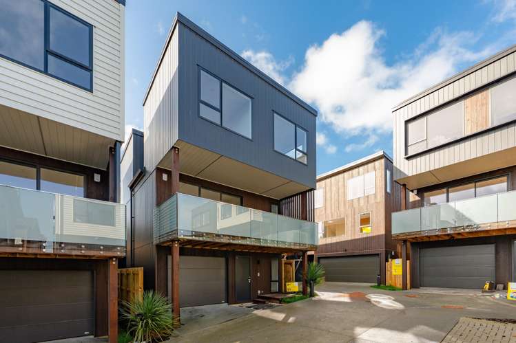 4/36 William Souter Street_1