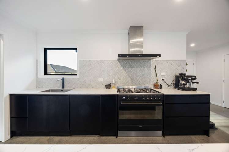 6 Whanau Avenue_4