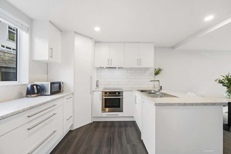 42/35 Pirie Street Mount Victoria_4