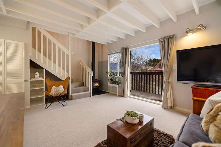 257 Fernhill Road_2