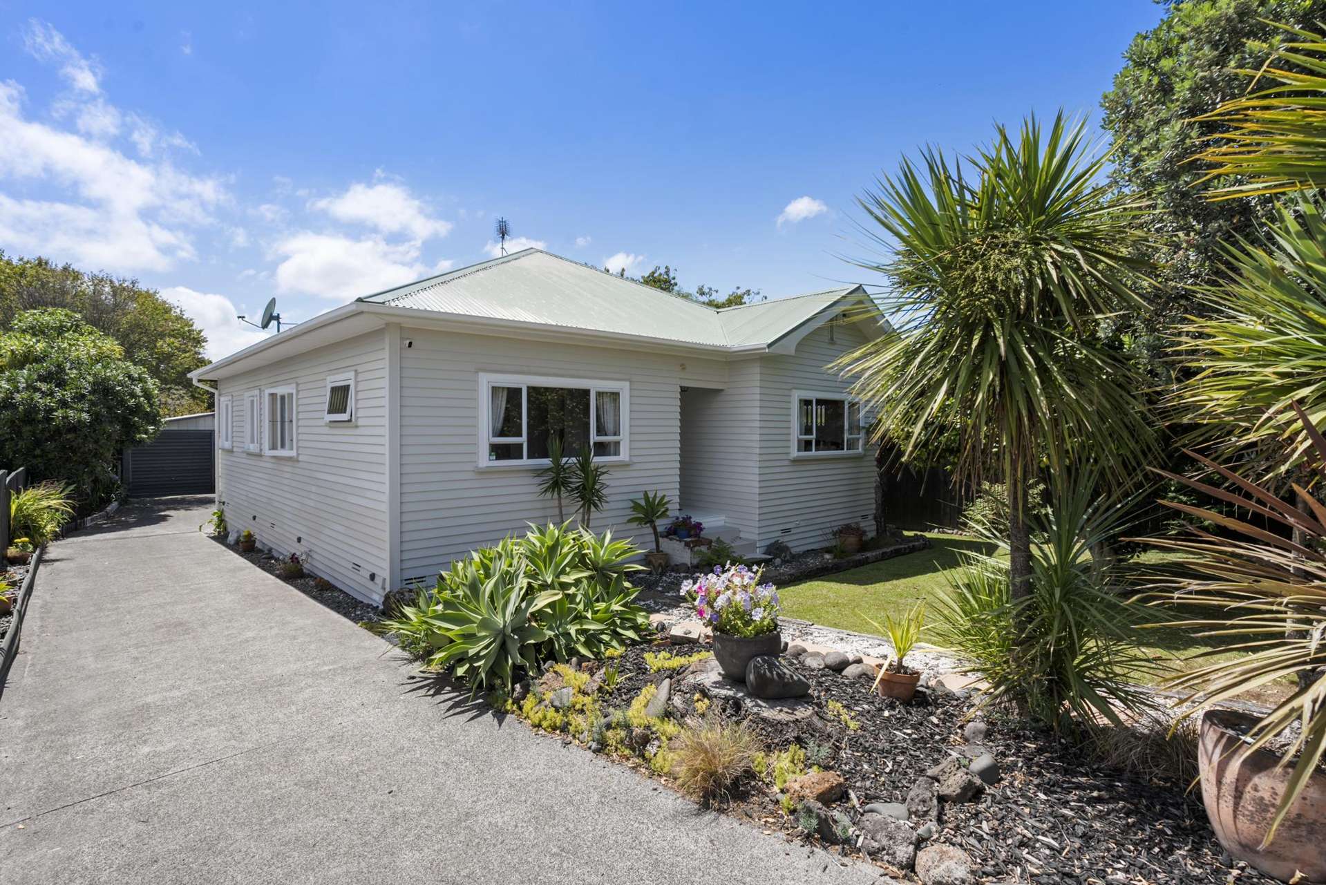 38 Ennismore Road Mount Albert_0