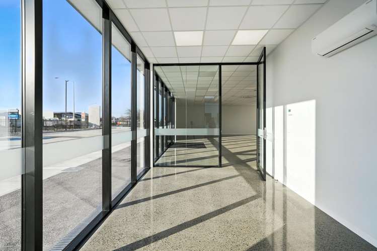 51 Waterloo Road Hornby_14