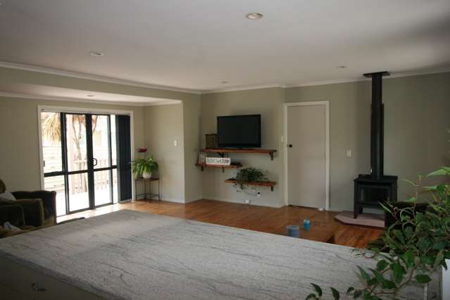 24 Waro Drive Hikurangi_2