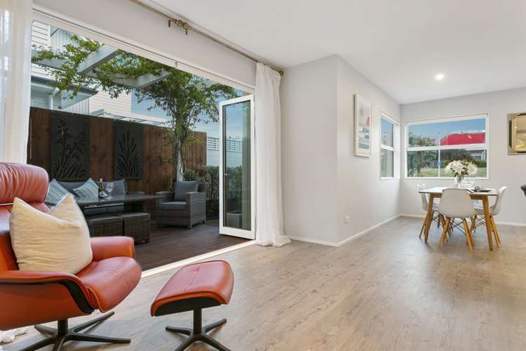 45 De Havilland Road Hobsonville_6