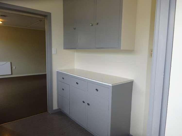 2/1102 Williams Street 10487_2