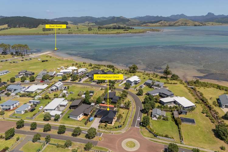 150 Harbour Drive Matarangi_30